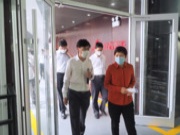 山东省副省长任爱荣一行莅临市木业协会会长单位安信美家调研外贸运行情况