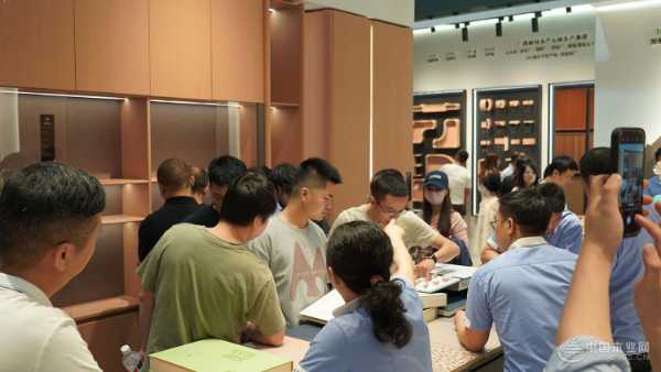 高光收官！冠美森源燃爆 2025广州定制家居展