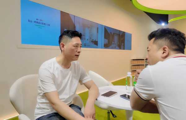 千山板材“绿BOX”重磅亮相广州定制家居展，现场人气火爆，品牌破圈传播推广！
