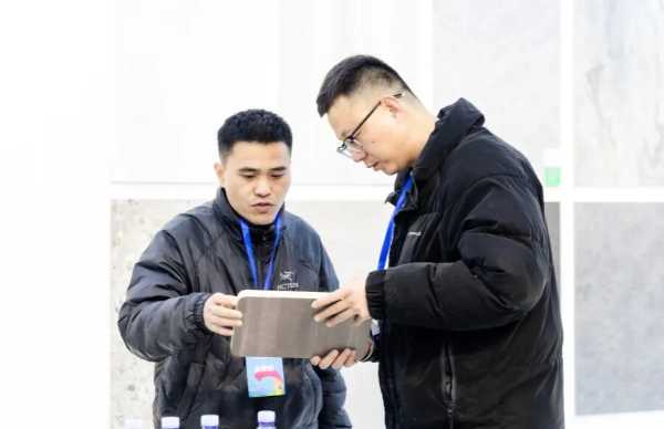 人气沸腾  燃爆现场丨千山板材×郑州博览会盛况直击，首展火红出圈！
