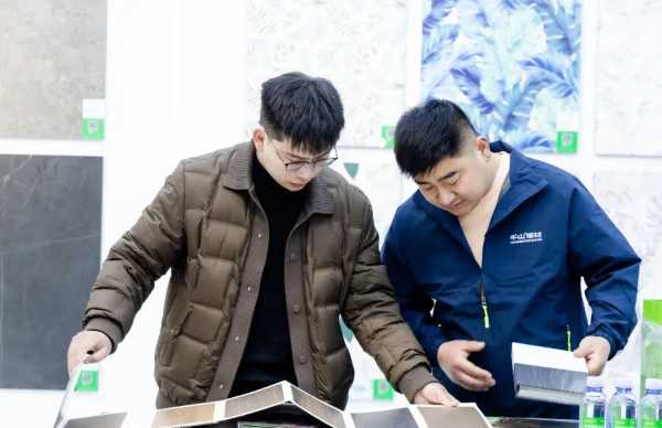 人气沸腾  燃爆现场丨千山板材×郑州博览会盛况直击，首展火红出圈！