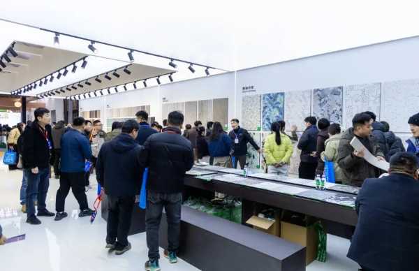人气沸腾  燃爆现场丨千山板材×郑州博览会盛况直击，首展火红出圈！