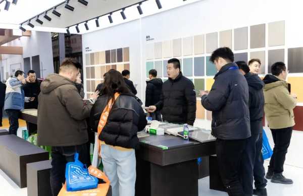 人气沸腾  燃爆现场丨千山板材×郑州博览会盛况直击，首展火红出圈！
