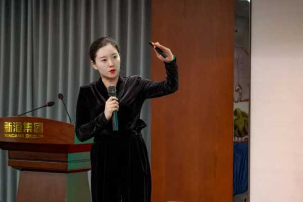 踔厉奋发 赓续前行丨新港商学院干部班培训打响新年发令枪！