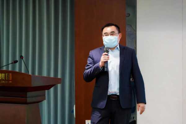 踔厉奋发 赓续前行丨新港商学院干部班培训打响新年发令枪！