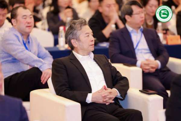 千年舟受邀出席省装协四新技术与学术交流会议，荣获「四新技术展示单位」