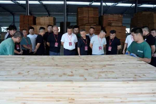 领时代·耀未来丨金利源2024秋季大商论坛研讨会圆满成功