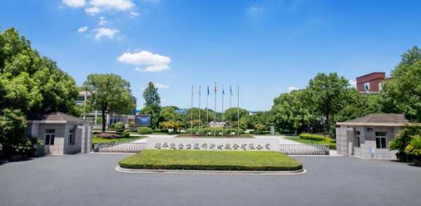 兔宝宝荣获多项国家级绿色荣誉的背后故事