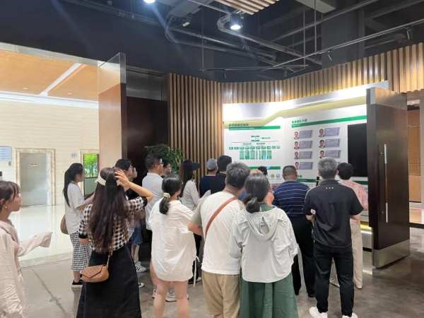 兔宝宝全屋定制杭州业主工厂行圆满结束