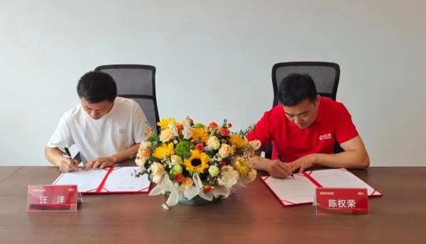 跨越启航丨鹏鸿经销商体系再添实力派，同携手共未来