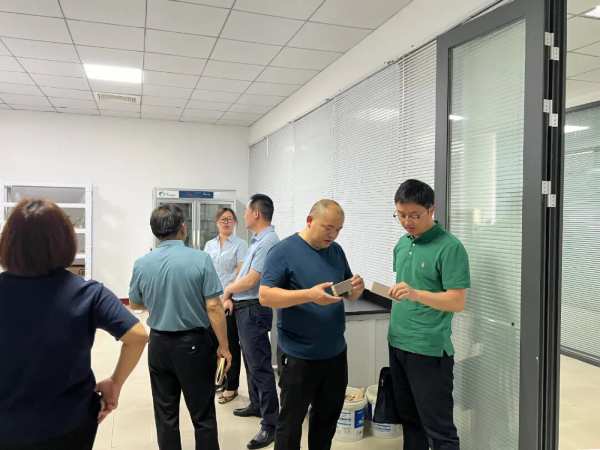 岳阳市林业局局长付冬蕾一行莅临福湘木业产业园调研交流