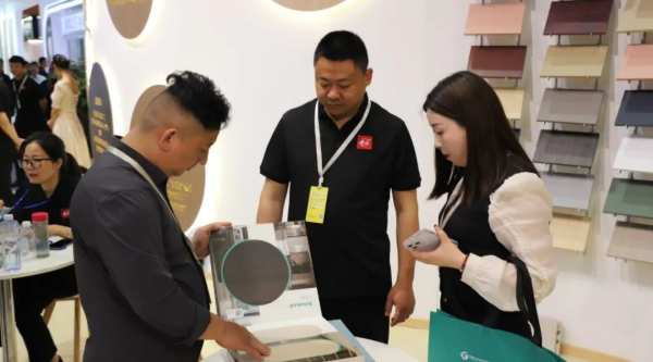 鲁丽木业｜2024中国广州定制家居展首日——现场火爆，势不可挡！