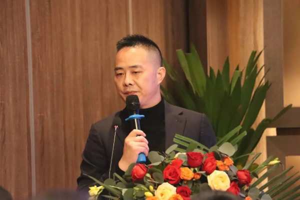 创新突围 逆势增长|隆饰板材2024核心经销商会议顺利召开