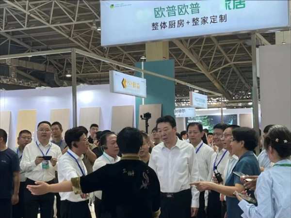 荣誉满满！欧普家居吸引山东省市区及行业领导频繁光临！