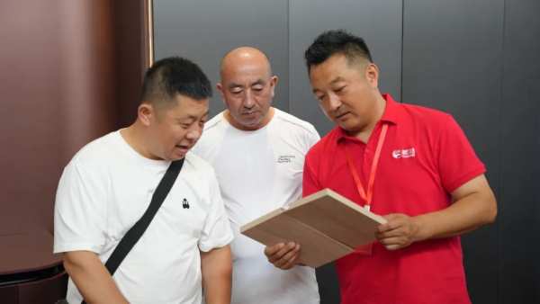 100+现场签约，沈阳家博会鹏鸿载誉收官，不负期待