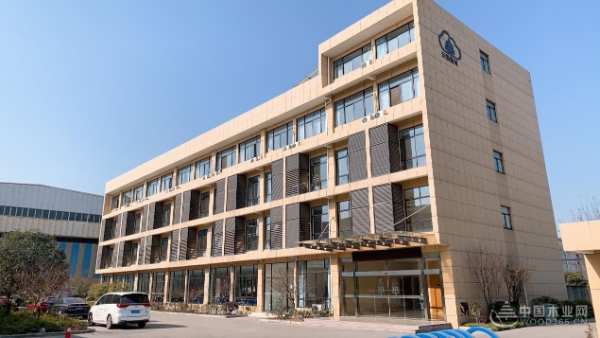 匠心耕耘 步履不停 卜森家乘势而上谱新篇