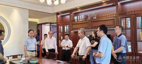 国家林草局领导一行前往壮象集团调研