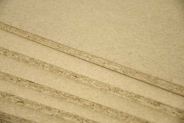 德科康签约奥运冠军张梦雪 领先工艺成就优质板材