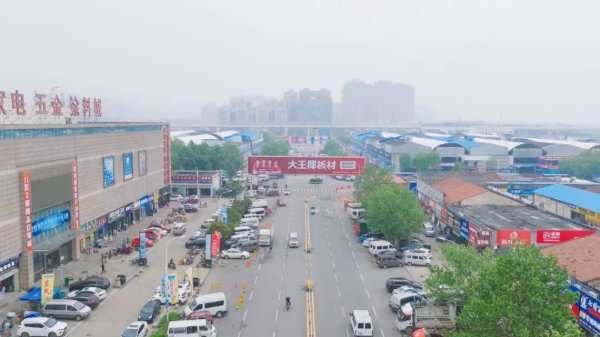 引爆品牌传播丨大王椰国羽形象火遍大武汉主流建材商圈