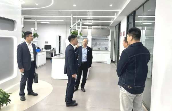 校企融合，优势互补丨东北林业大学材料与工程学院领导莅临大王椰参观交流