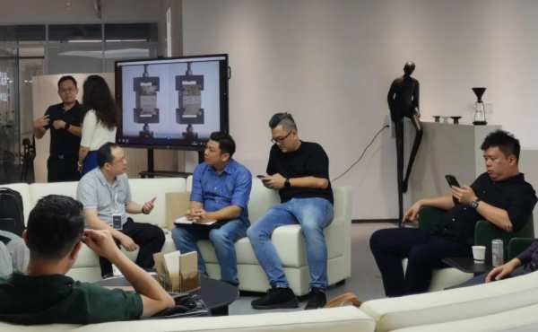 热烈欢迎马来西亚考察团再次来访和其昌集团洽谈合作