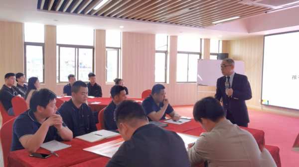 圣鹿国际中高层管理高绩效团队与卓越领导力培训圆满结束