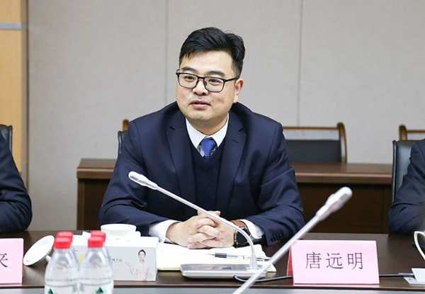 广西玉林市政府及全国工商联家具装饰业商会一行参观调研云峰莫干山