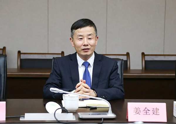 广西玉林市政府及全国工商联家具装饰业商会一行参观调研云峰莫干山