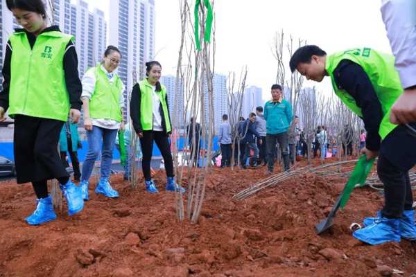 增绿添彩 不负春光|雪宝2023绿荫植树公益活动正当时