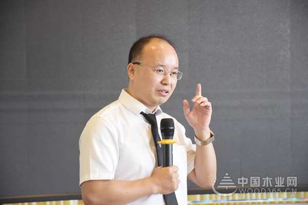 “新模式·新板材”兴友腾家具板首届仓储模式研讨会暨合伙人招商会圆满成功