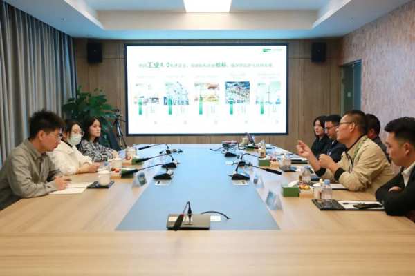 千年舟携手圣奥集团，共同探寻办公家具合作新契机！