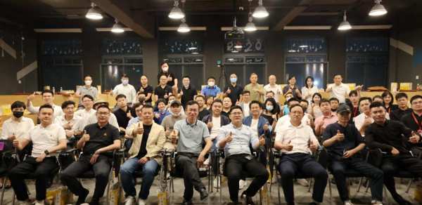 索菲亚、维尚、空与间、兔宝宝……华南华东定制企业共探破圈之道