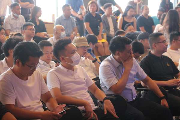 索菲亚、维尚、空与间、兔宝宝……华南华东定制企业共探破圈之道