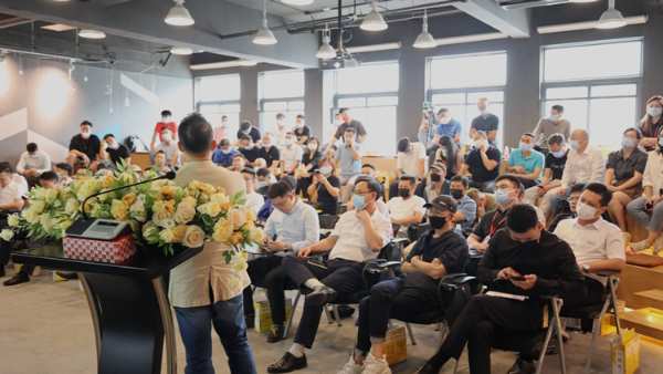 索菲亚、维尚、空与间、兔宝宝……华南华东定制企业共探破圈之道