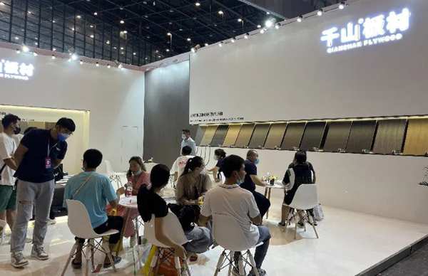 展会直击|千山板材惊艳亮相郑州家具产业博览会！