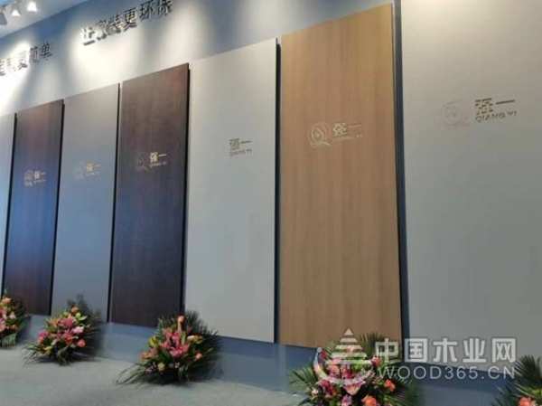实力认证 强一木业斩获2022中国板材金匠榜双项荣誉！