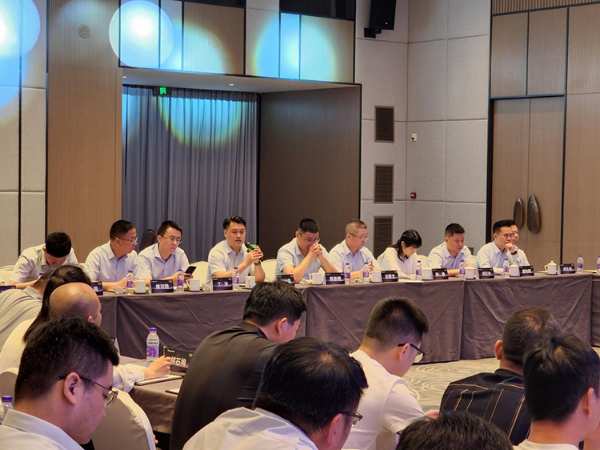 光影织家 心向自由丨2022兔宝宝全屋定制新品发布会暨群英荟圆满成功