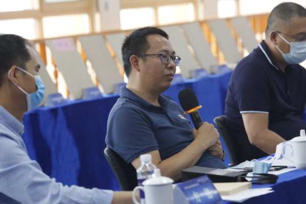鲁丽木业召开2022年行业技术研讨会