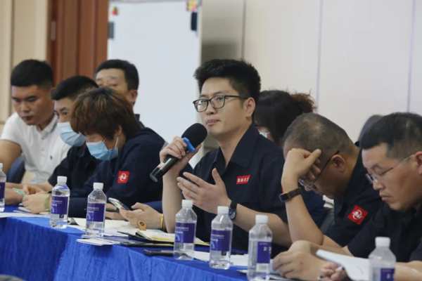 鲁丽木业召开2022年行业技术研讨会