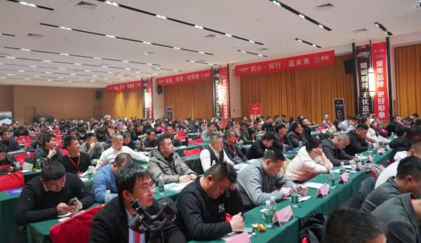 百尺赣头 更进一步丨大王椰江西区域2022新品品鉴暨大商财富会圆满成功！