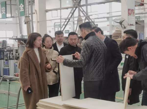 麦品集团项董事长携管理层赴圣鹿国际参访交流 