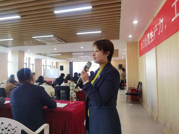 圣鹿集团 “解放老板 业绩倍增”实战运营销售培训会议圆满成功！