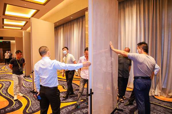 携手同行 共创佳绩 2021年高仁板材经销商会议圆满召开