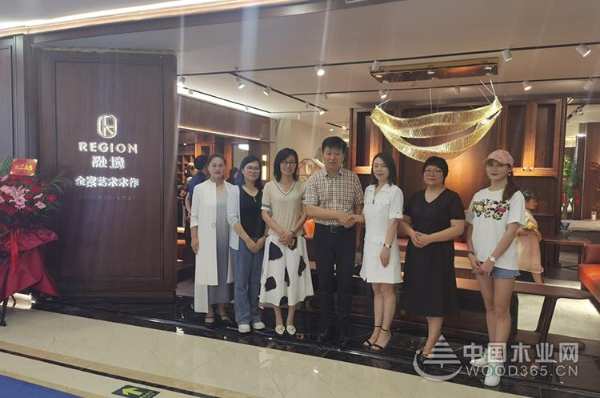 立足高端！融境全案艺术木作临沂店隆重开业！