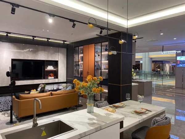 新店速递 | 鹏鸿We+体验馆亮相烟台，定制生活美学