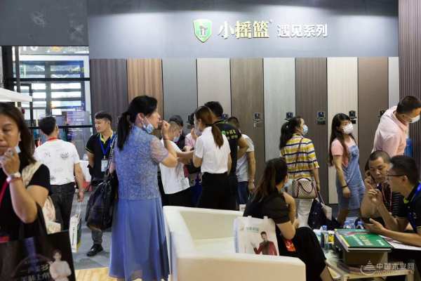 荣耀而归 小摇篮板材荣获广西建博会推荐品牌