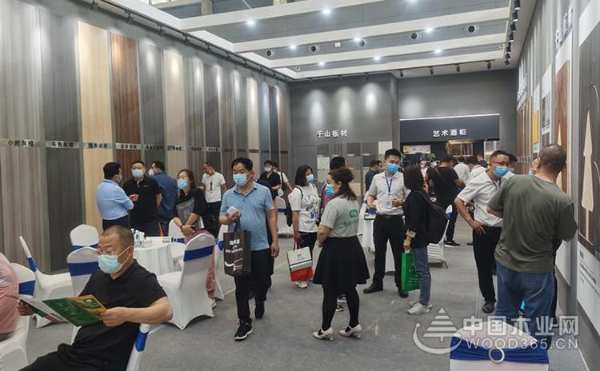 第六届北方整装定制展华丽开幕，千山板材天道酬勤再创辉煌！