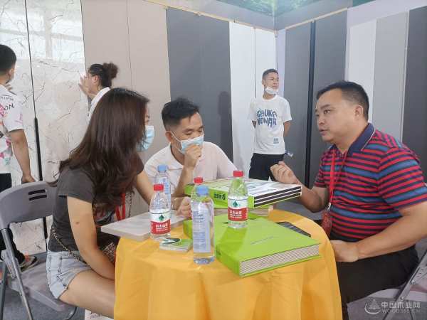 鹏森缘亮相广西建博会 硬核产品引发众多好评
