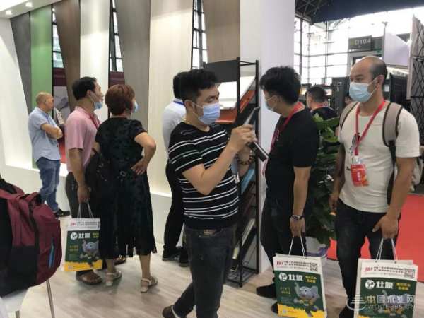 人气火爆实力圈粉 壮象广西建博会圆满收官