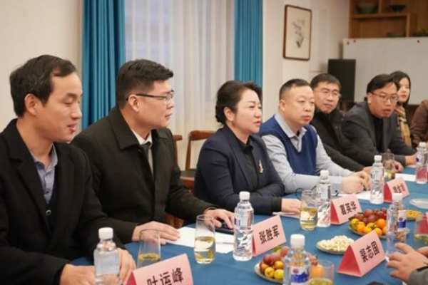 好太太板材董事长心系家乡·回归邢台